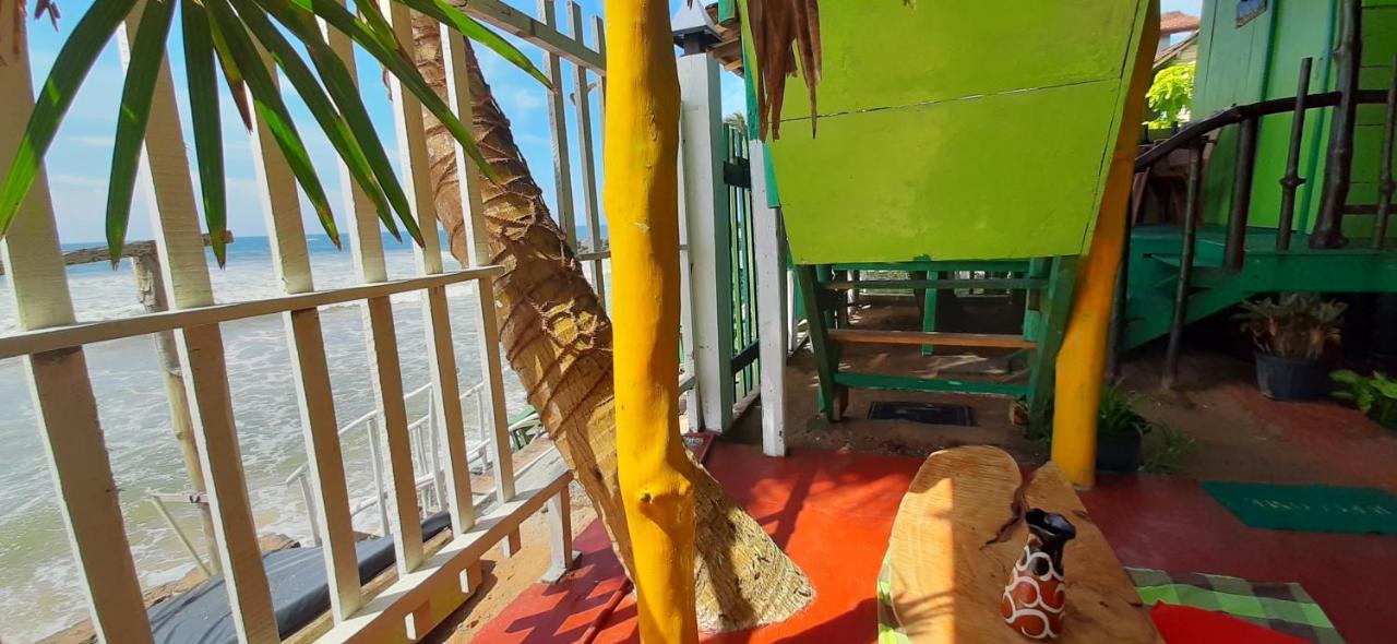 Luna Beach Home & Cabanas Galle Exterior photo