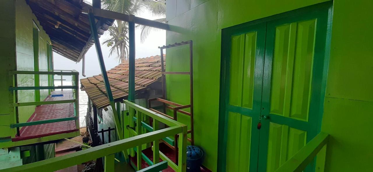 Luna Beach Home & Cabanas Galle Exterior photo