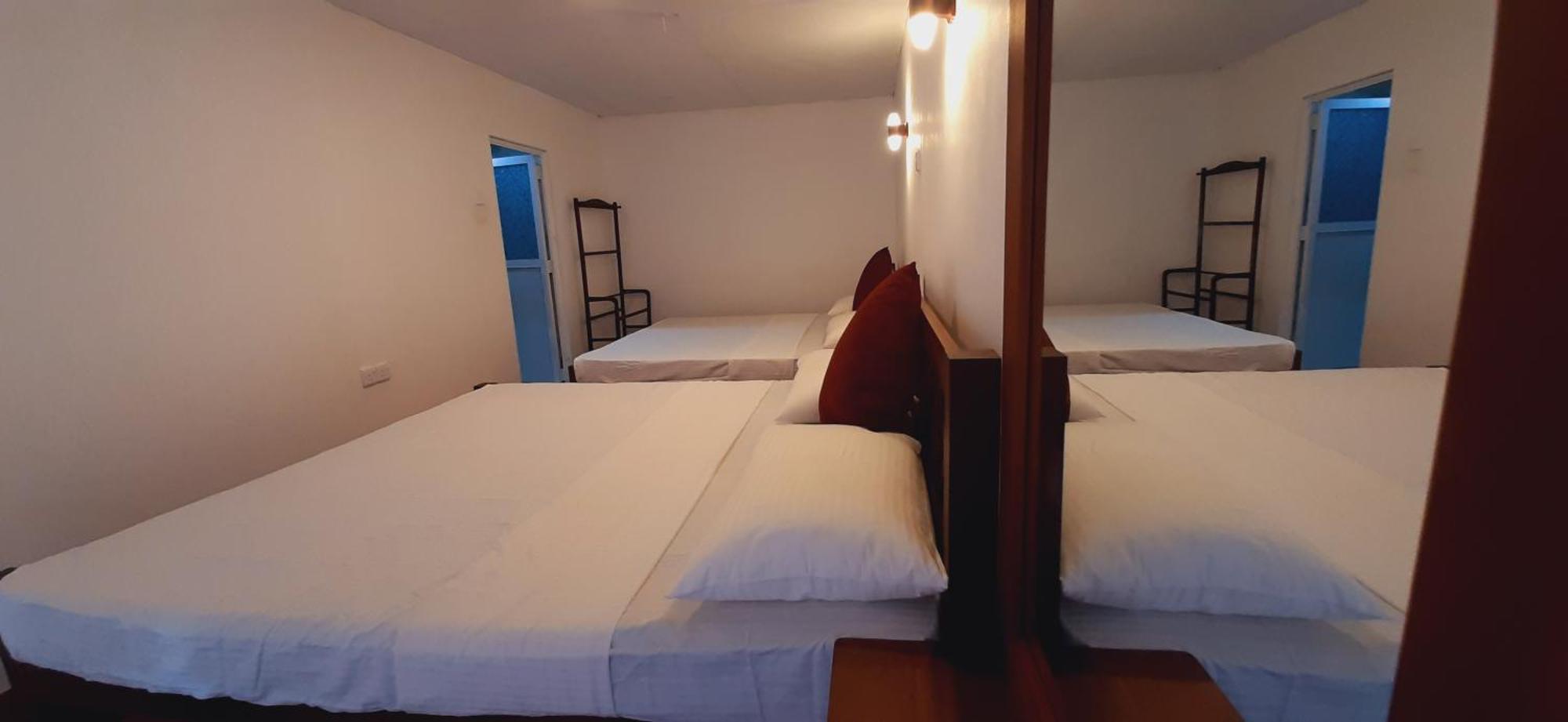 Luna Beach Home & Cabanas Galle Room photo