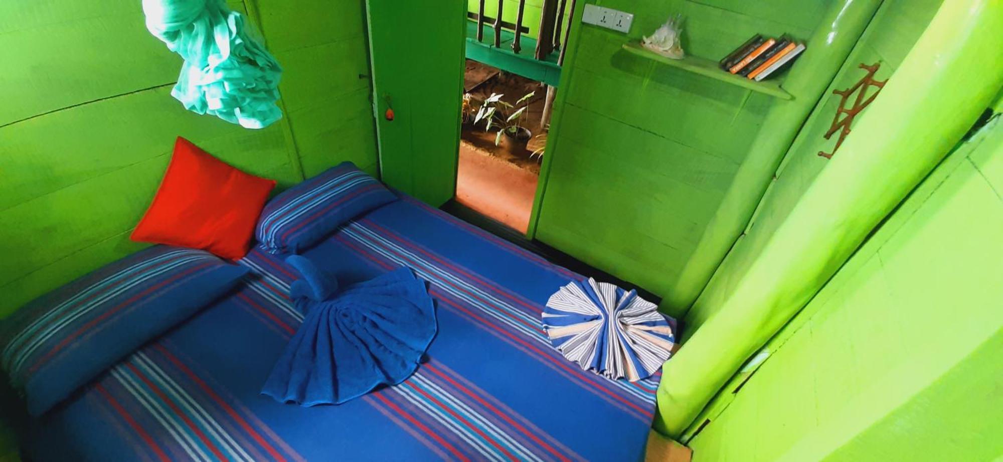 Luna Beach Home & Cabanas Galle Room photo