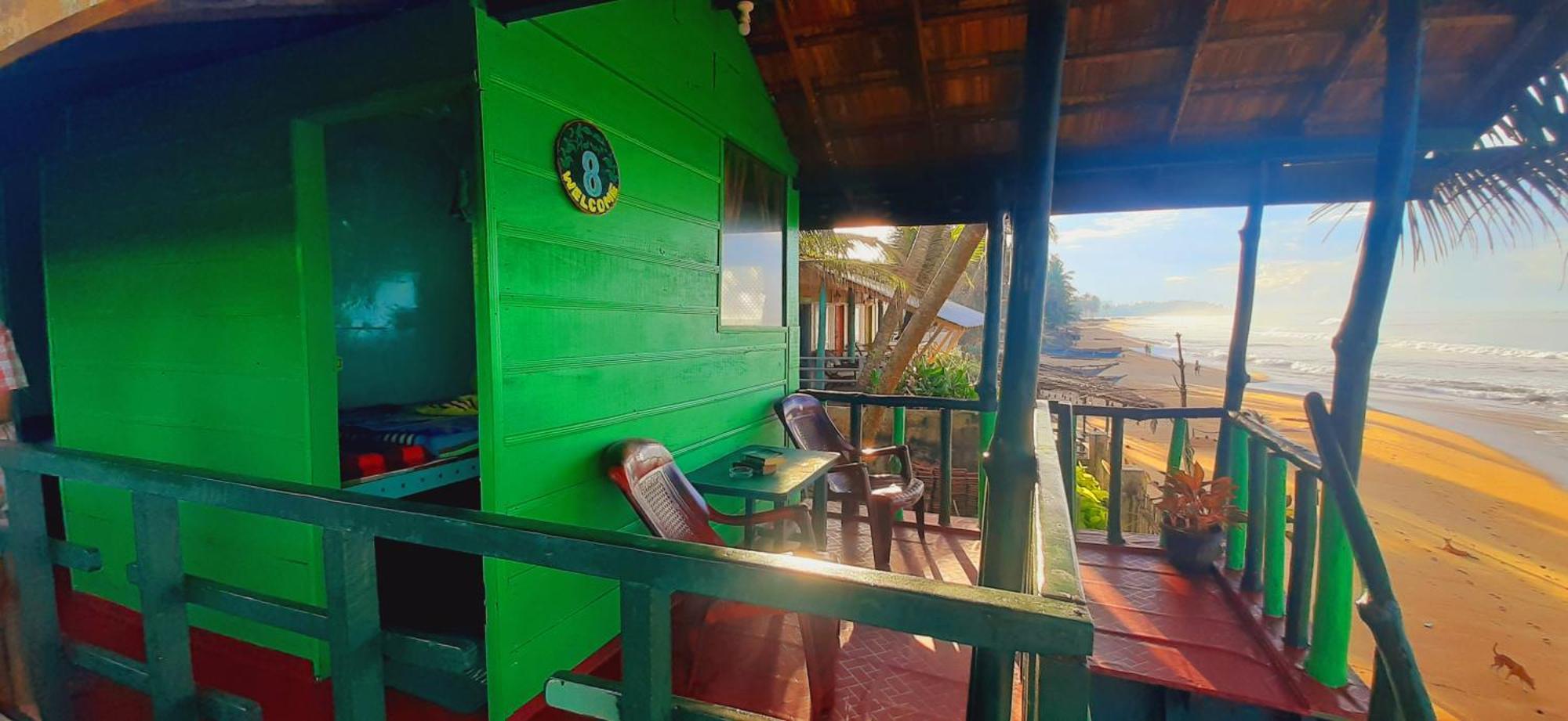 Luna Beach Home & Cabanas Galle Exterior photo